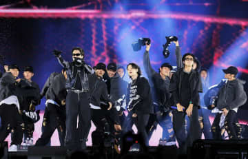 BTS、釜山公演に5万人　メンバーが12月入隊期限