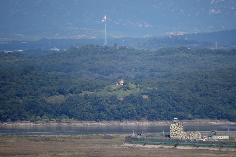 韓国軍が野外機動訓練、北朝鮮の核・ミサイル脅威想定