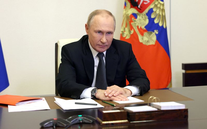 プーチン大統領、併合宣言のウクライナ4州に「戒厳令」