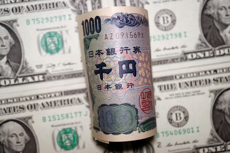 円、対ドルで急騰　一時144円台　日本当局が介入実施か