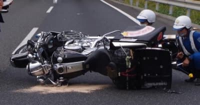 山陽道のトンネル内でバイクとトラックの事故　バイクの男性（69）死亡　尾道IC～福山西IC間（上り）約5時間通行止め
