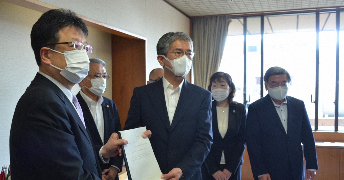 「命預かる強い自覚必要」熊本市長　中1自殺、第三者委報告書