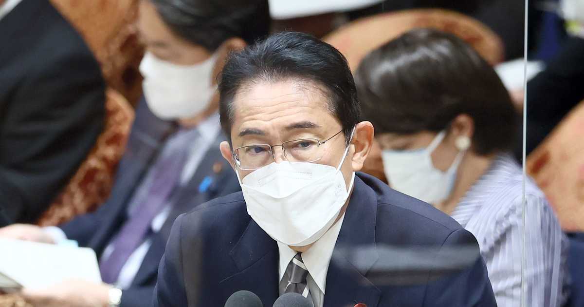 岸田首相、山際氏の更迭を否定