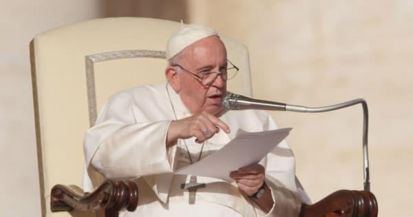 ローマ教皇、ポルノは「修道女さえ見る」　危険性を警告