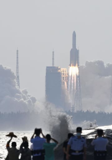 中国、宇宙実験施設打ち上げ　独自のステーション接続へ
