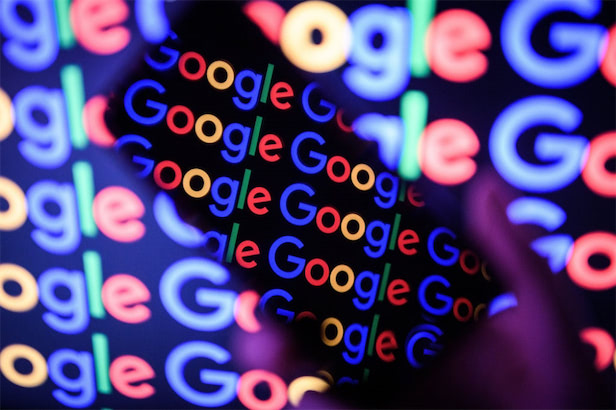グーグルが自社ハッカーチームの紹介動画「Hacking Google」公開