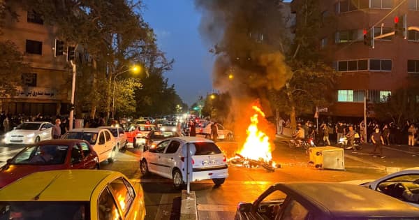 イラン検察当局、デモ参加者1千人を起訴