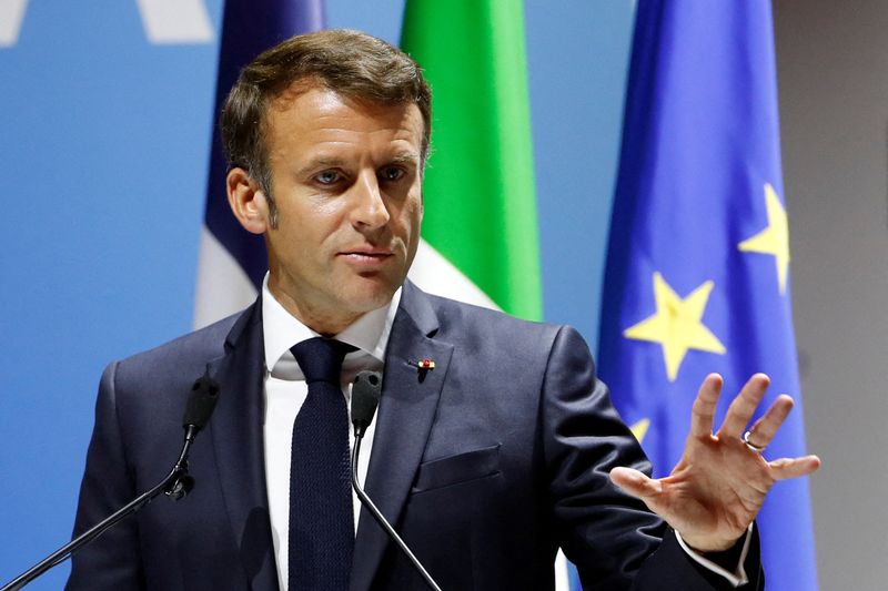 仏大統領、ウクライナの越冬支援表明　12月にパリで支援会合開催