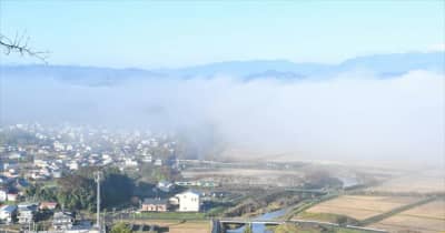 雲海、水郡線包む　福島県浅川町　幻想的な雰囲気に