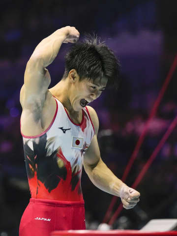 世界体操、日本男子「銀」　五輪切符獲得、中国が団体V
