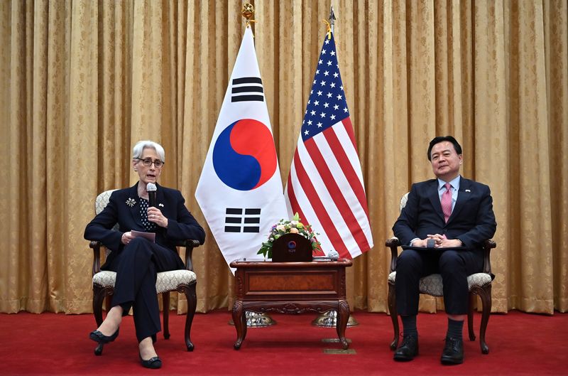 米韓高官が電話協議、北朝鮮のミサイル発射を非難＝韓国外務省