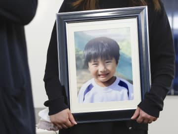 元保育園長らに有罪判決　5歳児バス置き去り死、福岡地裁
