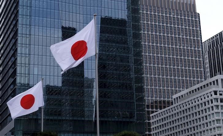 アングル：日本の大型経済対策、財源短期化で高まるリスク　金利上昇に脆弱