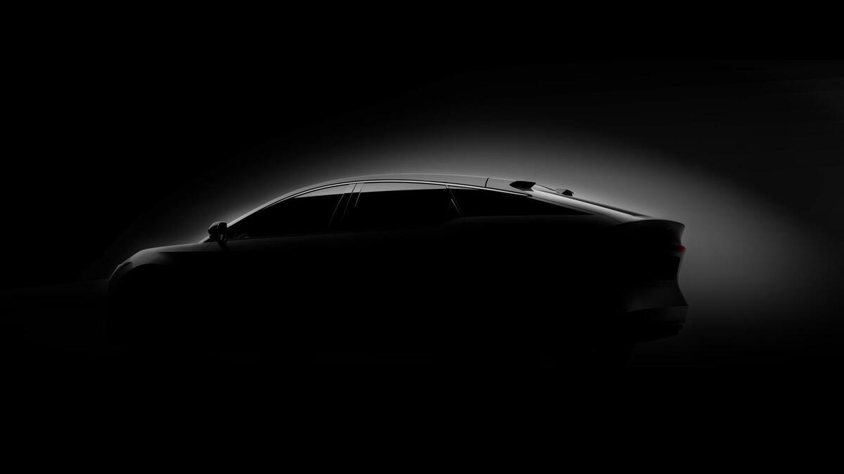 トヨタ｜BEVシリーズ「bZ3」と「ナゾの新型車」を公開！