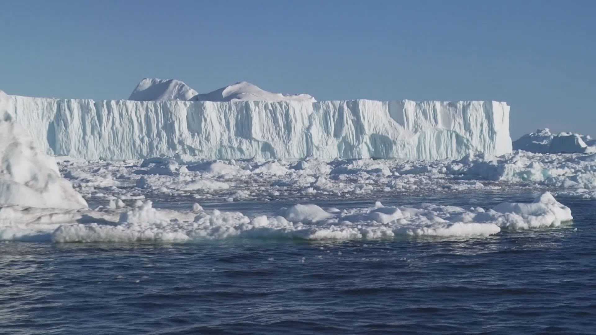 1秒に1万トン溶けるグリーンランドの氷床　解凍される資源争奪戦　気候変動はグリーンランドの何を変えるか