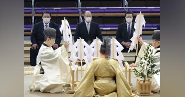 大相撲九州場所、混戦の優勝争い　横綱不在で13日に開幕