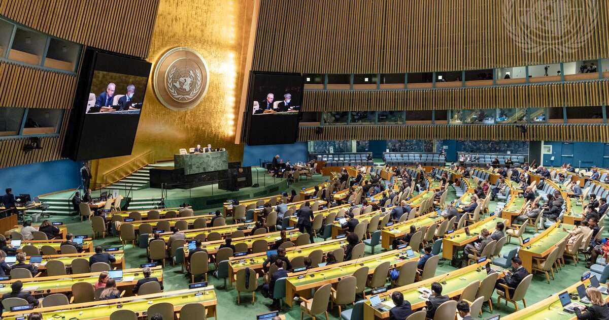 国連総会、露に賠償要求を決議　９４カ国が賛成、中国など反対