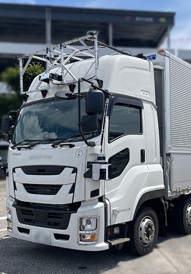 PFNと三井物産がレベル4の自動運転トラック、東京大阪間でのサービス目指す