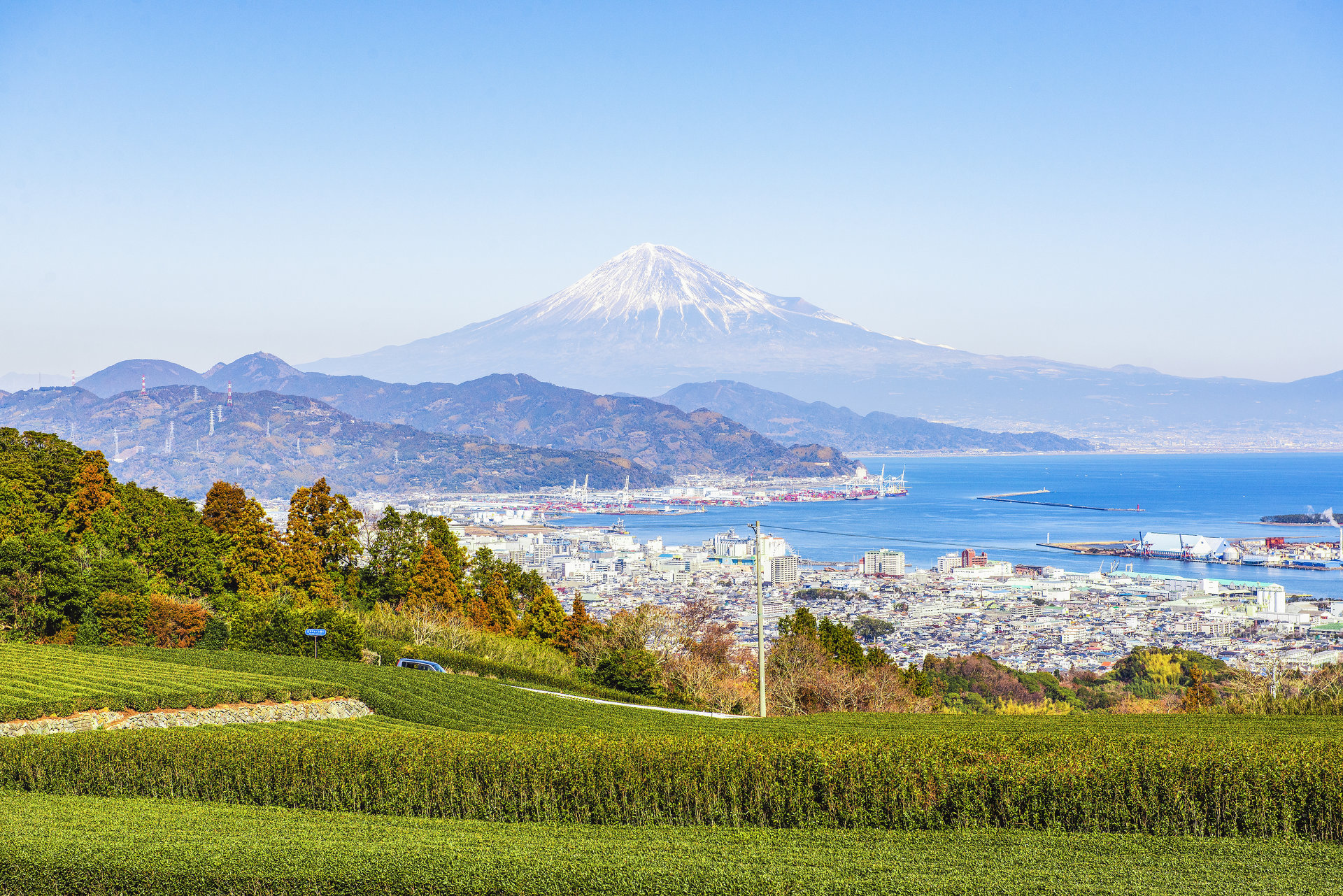 静岡県の「住み続けたい街」ランキング　3位「静岡市葵区」、2位「清水町」、1位は？