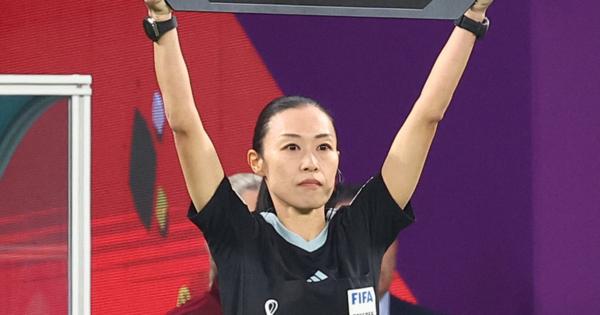 山下良美さんが第4の審判で男子サッカーW杯デビュー