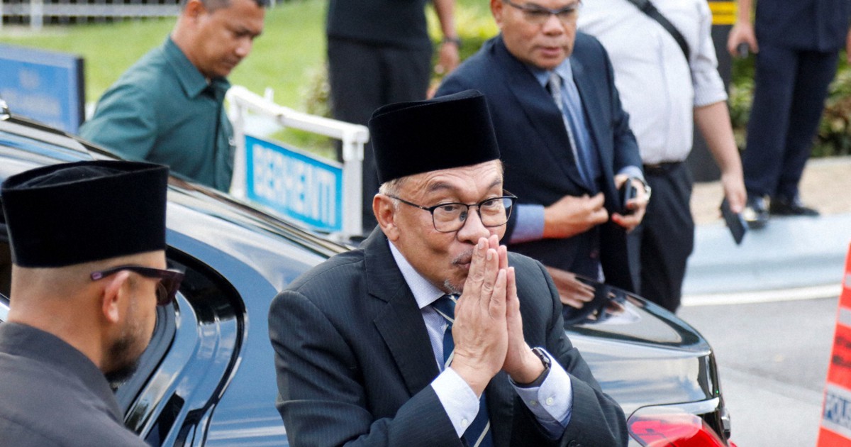 マレーシア国王がアンワル氏を新首相に任命　自ら調整し混乱収める