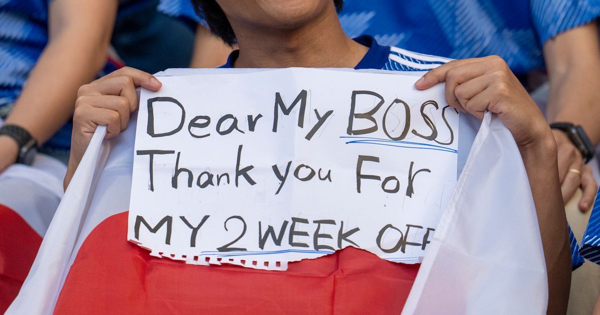 「ボスへ、休暇をありがとう」W杯で注目の日本サポーター⇨上司がまさかの“返信”【ワールドカップ2022】