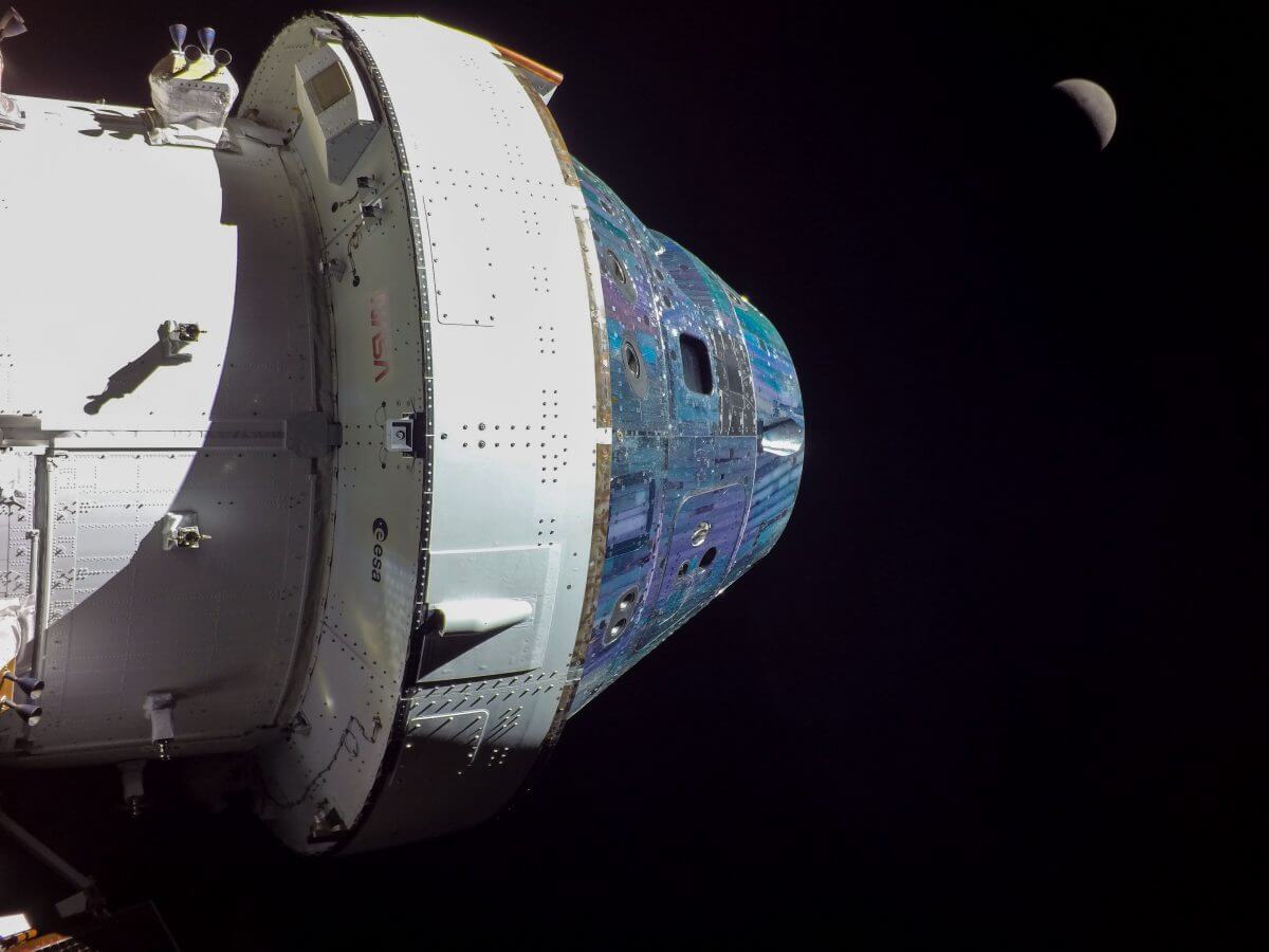 NASA新型宇宙船オリオンが月周回軌道に到着　アルテミス1ミッション続報