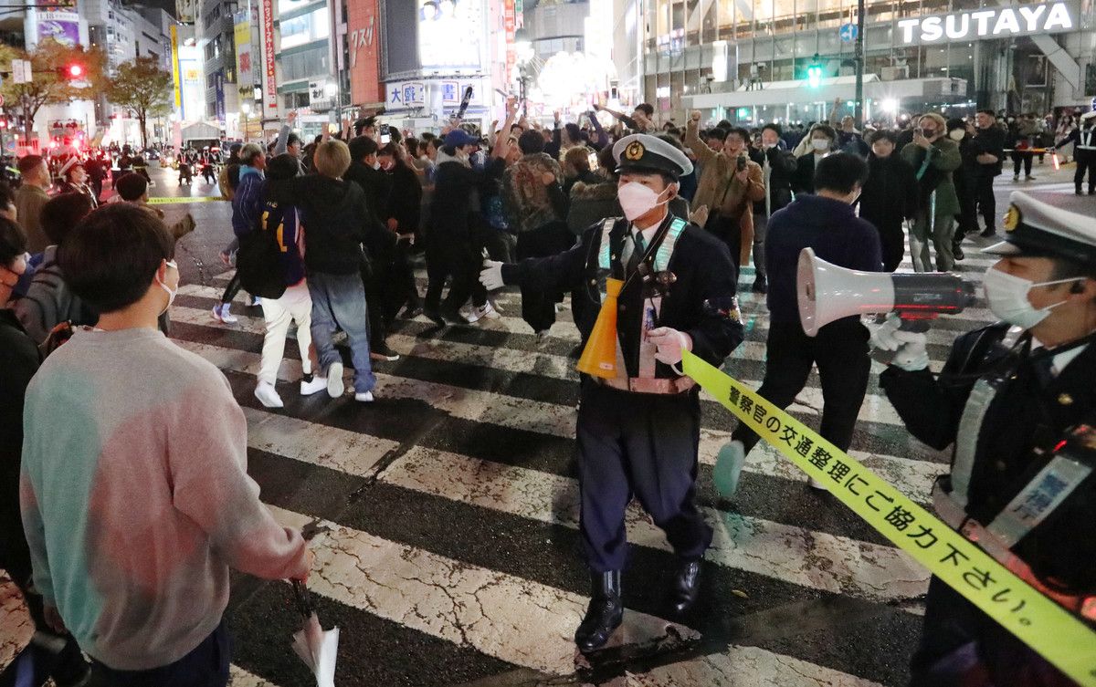 「警備のヤマ場」、神経とがらす　コスタリカ戦の渋谷交差点―Ｗ杯サッカー・警視庁