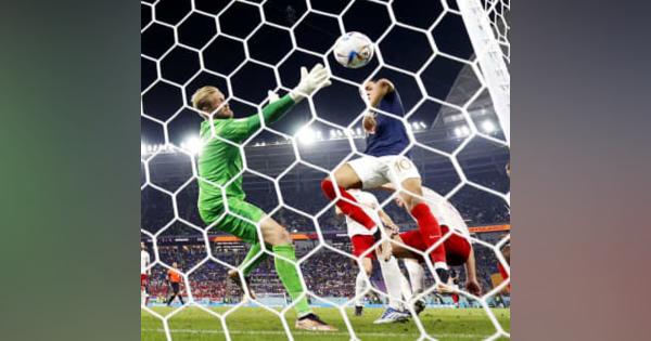 フランス2―1デンマーク　フランスが終盤に勝ち越す