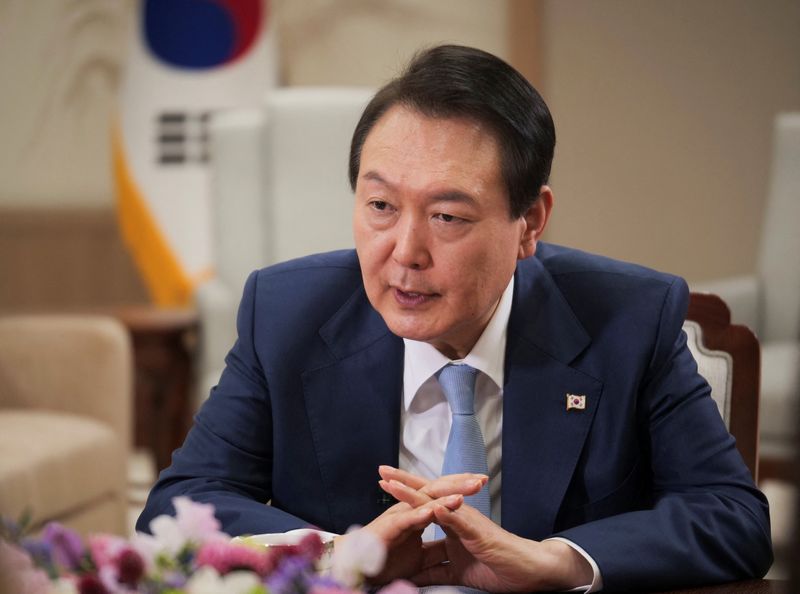 インタビュー：韓国大統領、投資環境整備の用意　テスラ工場誘致で