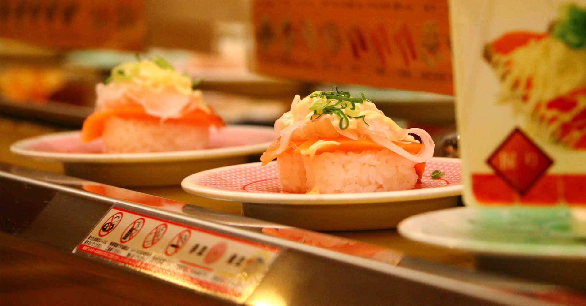 脱「1皿100円」で沈むスシロー、くら寿司　値上げが受け入れられない根本原因