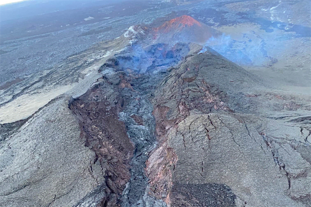 ハワイ・キラウエア火山とマウナロア火山の噴火が停止