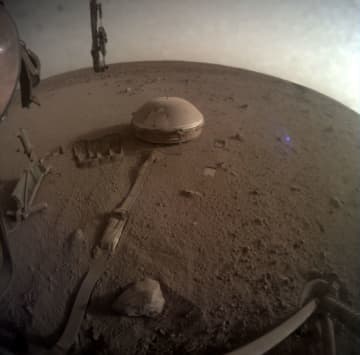火星探査機、電池切れで引退　4年活動の「インサイト」