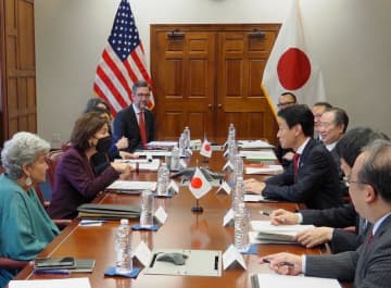 日米、経済安保で協力拡大　経産相、米商務長官と会談