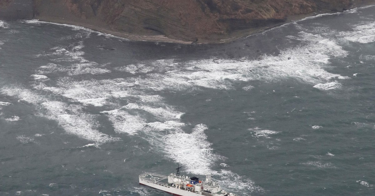 巡視船「えちご」浅瀬に乗り上げ浸水　新潟海保、周囲に油流出