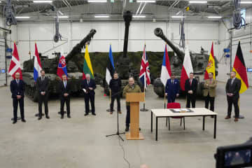 11カ国、ウクライナ支援を強化　9カ国は英戦車供与で共同声明