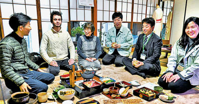 糸魚川「バタバタ茶」海外へ　フランス日本茶店で販売　バイヤーが風習体験