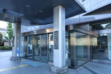 女性の入水自殺をほう助の疑い　静岡県警、神奈川の74歳男逮捕