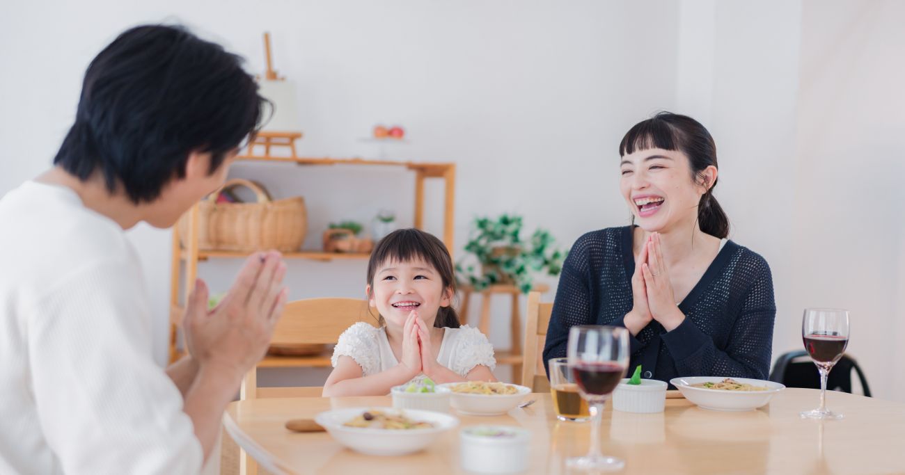 【ハーバードの研究成果】 「家族での食事」が子どもに与える8つのいい影響 - 世界標準の子育て