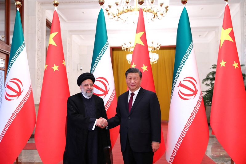 中国とイランが共同声明、制裁解除と核合意の履行求める