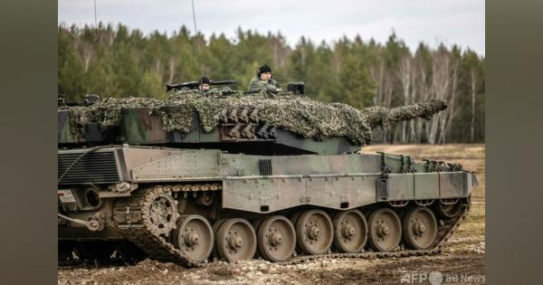 ウクライナ、欧米製戦車を初受領 ポーランドの「レオパルト2」