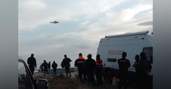 イタリア沖で移民船が難破、子ども含む63人死亡