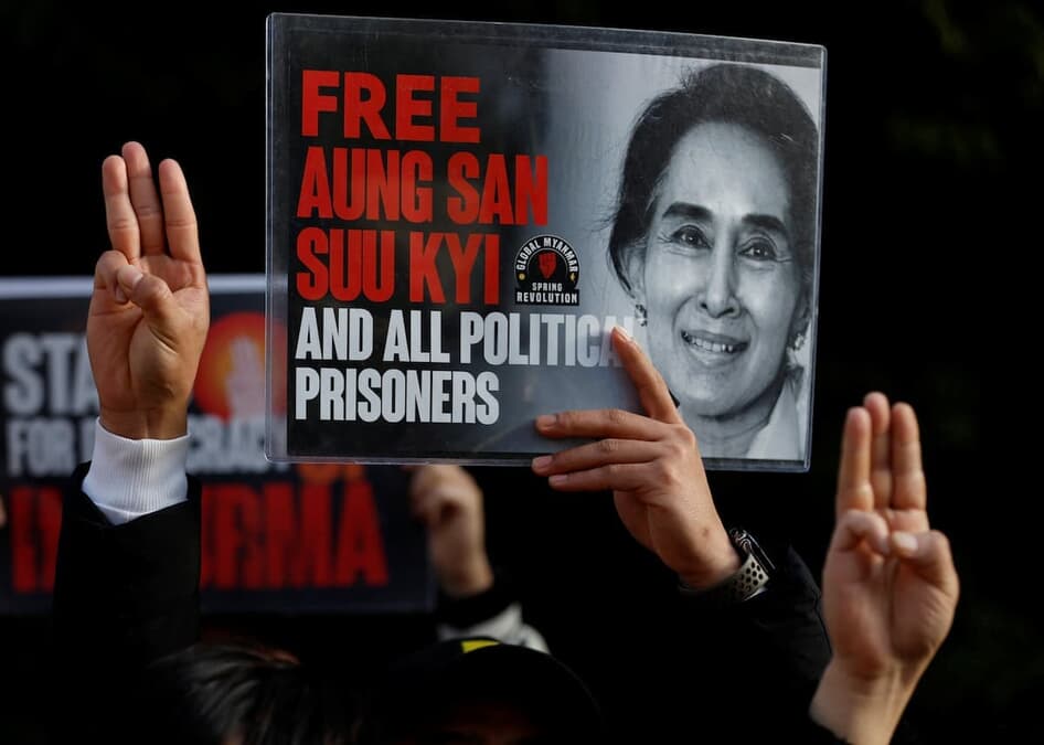 ミャンマー軍政､クーデター2年で戒厳令拡大　スー･チーには弁護団と面会させず