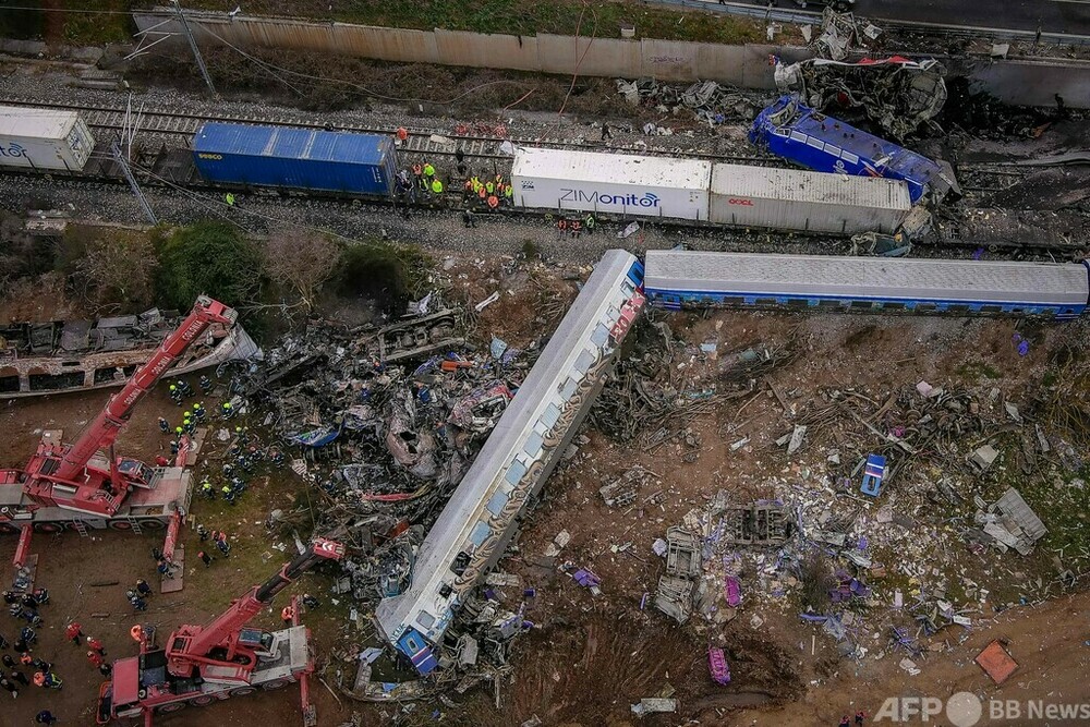 ギリシャ列車事故、原因は「人為的ミス」 死者38人に