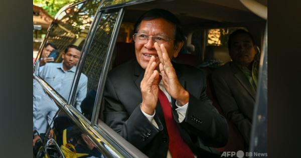 カンボジア元野党党首、反逆罪で禁錮27年