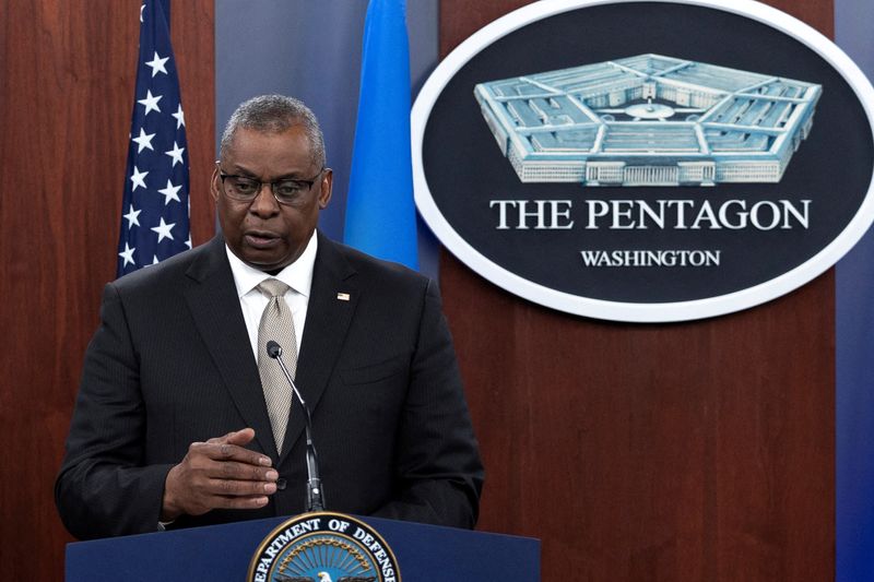 米国防長官、イラク電撃訪問　侵攻から20年　関係強化表明