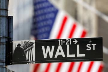 NY株反発、371ドル高　米銀経営への不安感後退