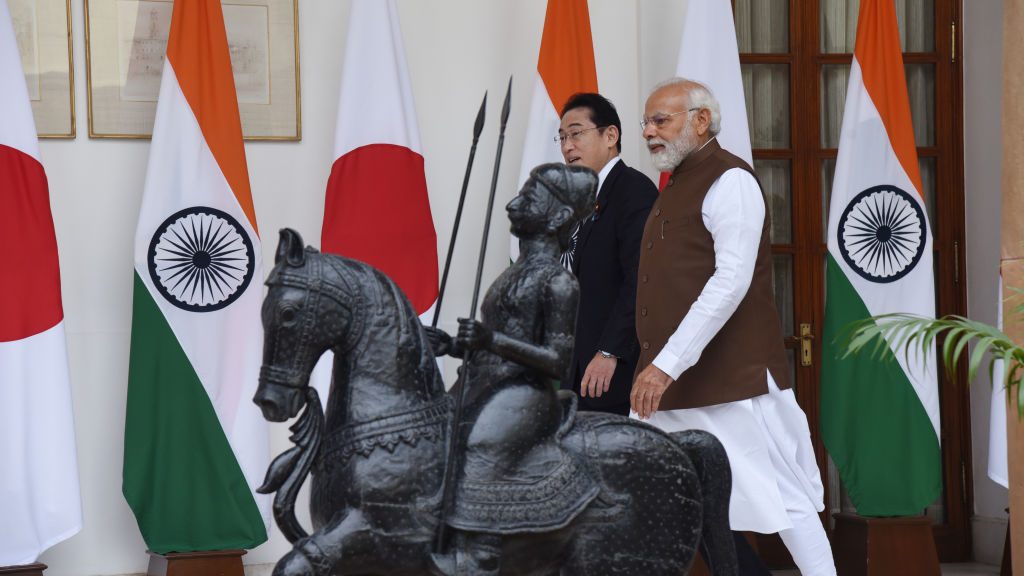 岸田首相のインド訪問を現地メディアはなぜ高く評価したのか | 「21世紀のインド太平洋で最重要の関係」