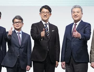 トヨタ社長に佐藤恒治氏が就任　14年ぶり交代、電動化加速
