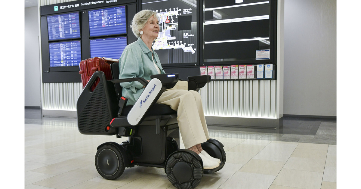 電動車椅子「WHILL」、成田国際空港にて自動運転サービス開始